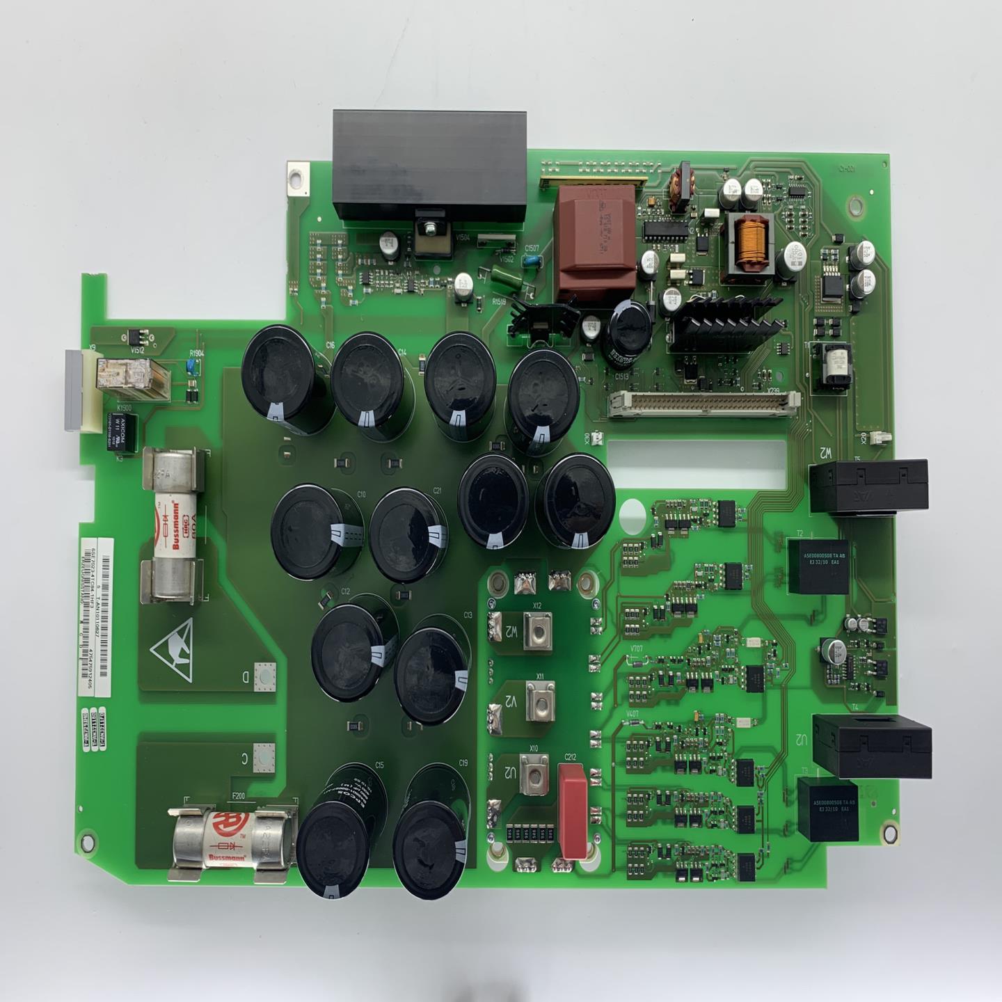 6SE7023-4TC84-1HF36SE70变频器~议价