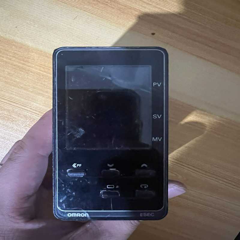 询价~ E5EC-RR2ASM-800机器拆件温控