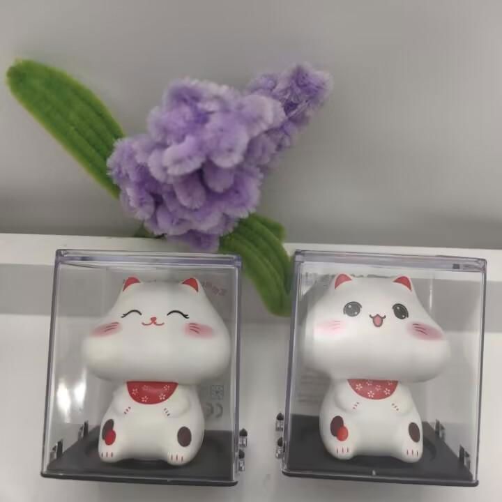 客厅卡通塑料通用摆件车内装饰招财猫太阳能招手迷你小号猫