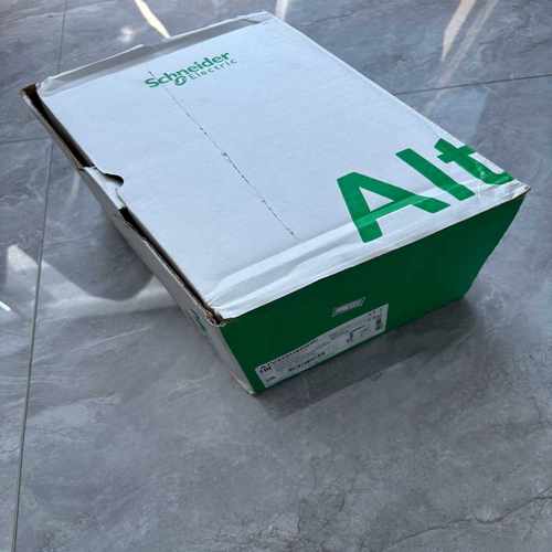 ATV320U55N4C，变频器，未使用，~询价