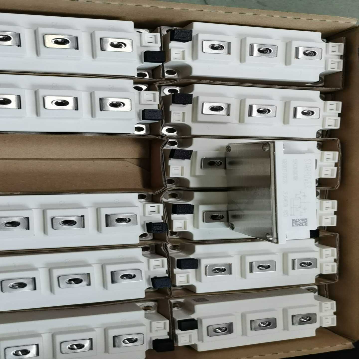 议价斯达GD200CEX170C2SG斯达GD200CEX170