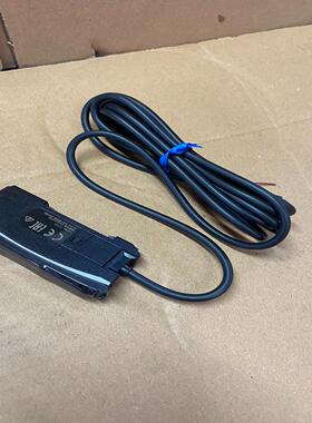 询价~E3X-HD41传感器，实物图没有包装