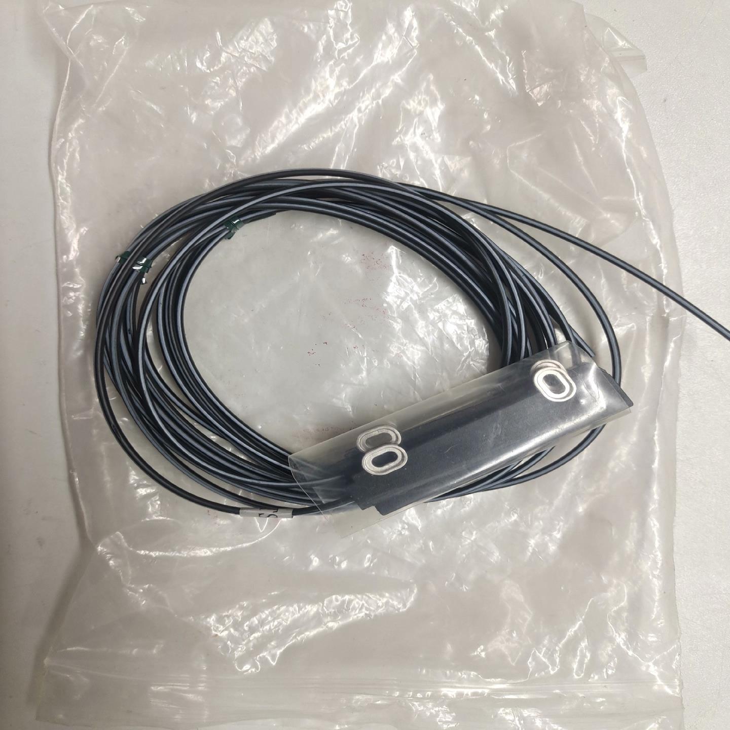 SICK光纤线 LL3-TS40S0，，袋子撕开了，只剩~询价