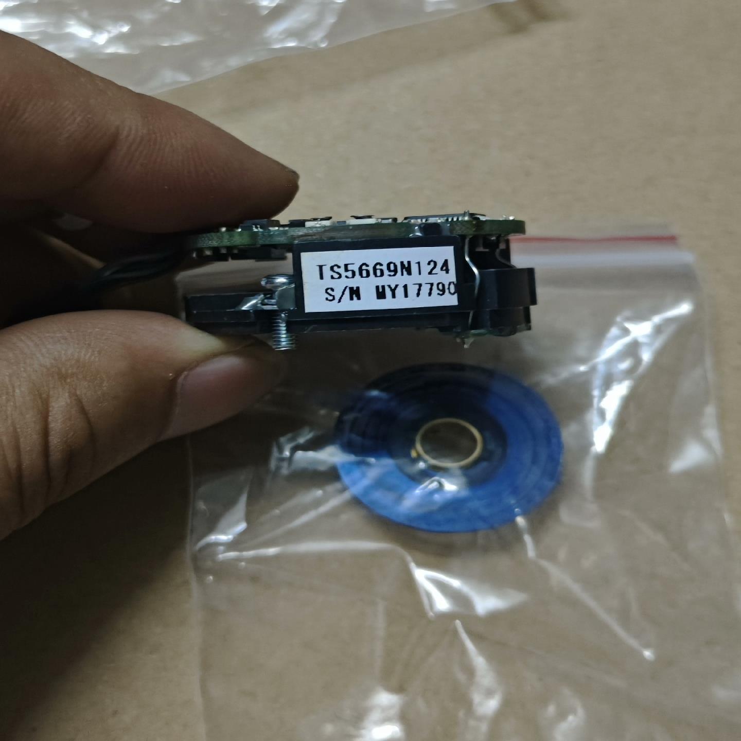 多摩川编码器TS5669N124，成色可以，，功能正~询价