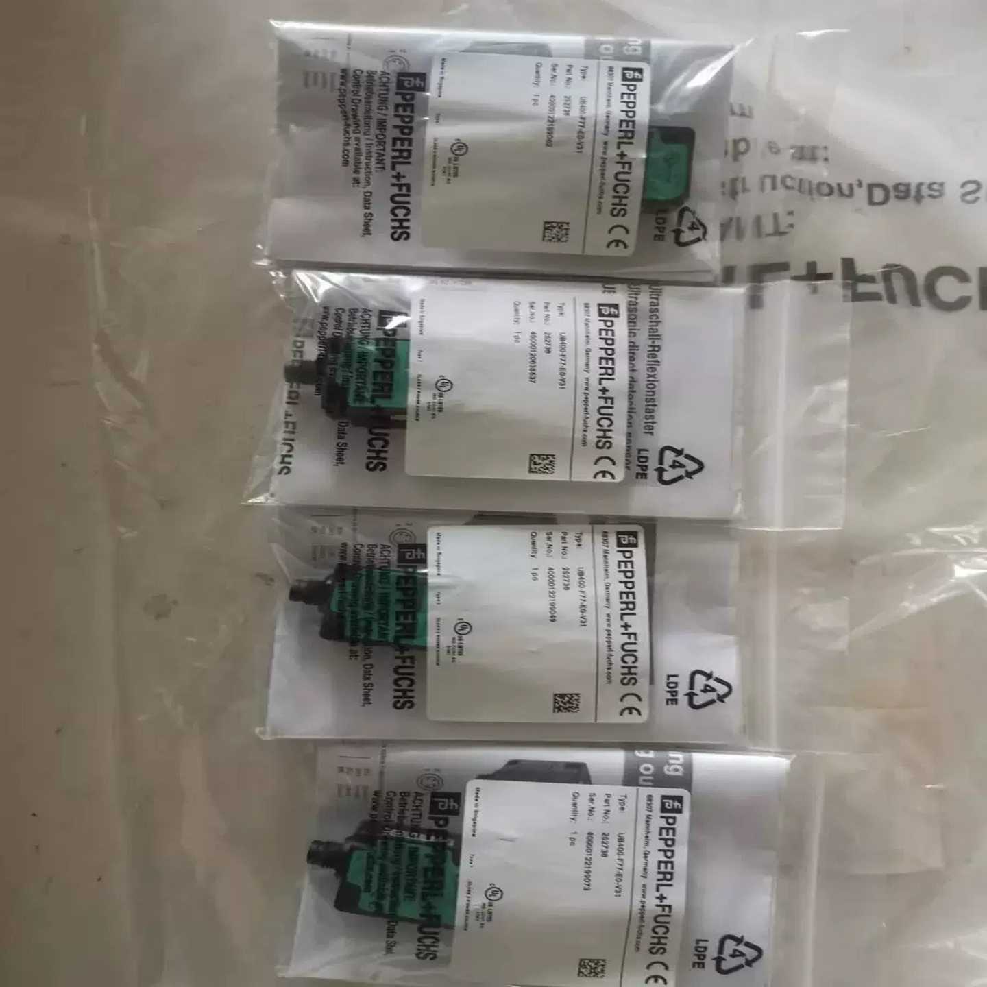 UB400-F77-E0-V31(P+F)超声波接近开关/传【侨报商行】