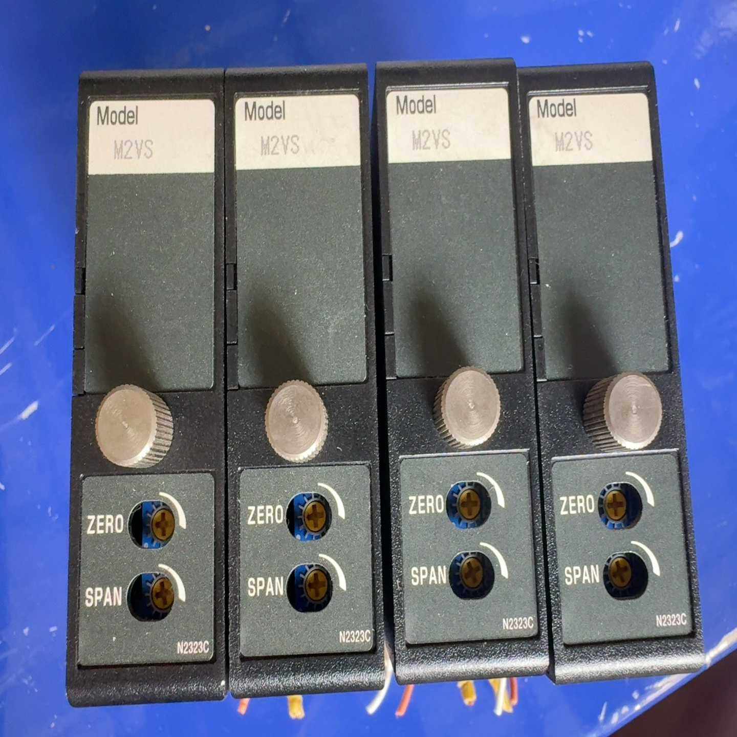 议价日本爱模信号隔离变换器：M2VS-4W4W-M/K/N ；原