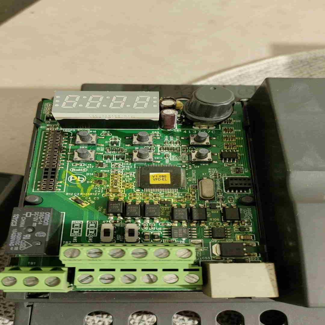 台达变频器vFD一EL系列主板100外上壳60包询价