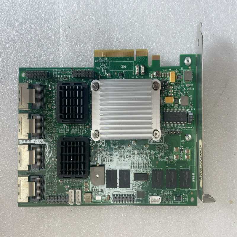 议价~1片 LSI MegaRAID SAS 84016E