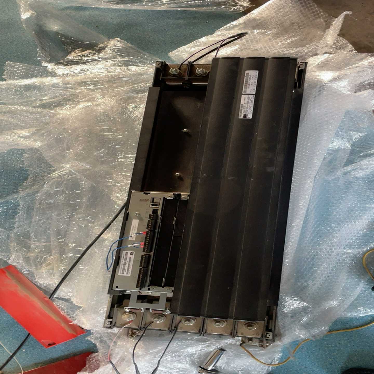 MDX61B1100-503-4-0T变频器，110KW，成~询价