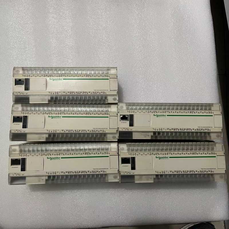 询价~TM218LDAE40DRPHN施耐德PLC实物图拍