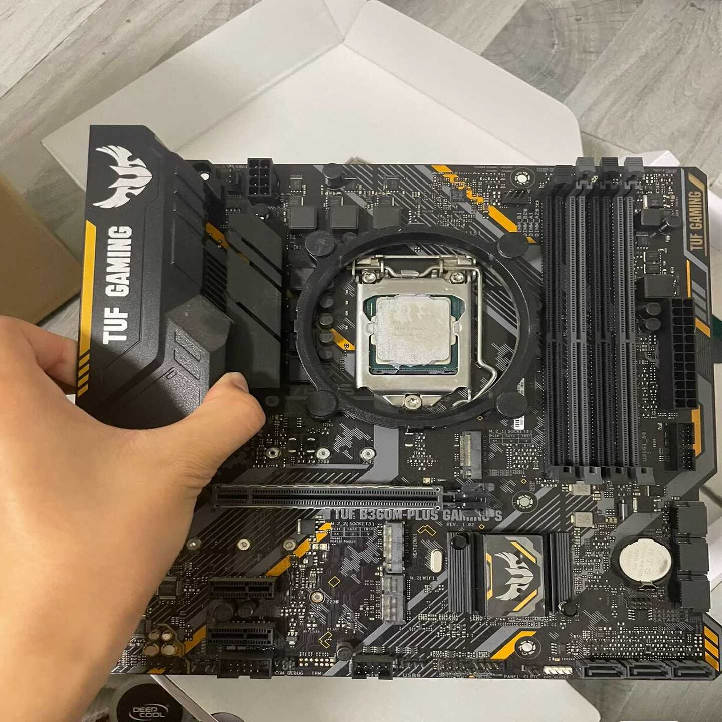 华硕TUF+B360M-PLUS+GAMING+S+i5+9【鑫鑫商铺】