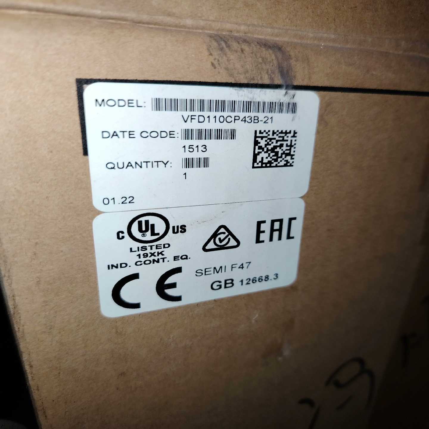 台达变频器新的VFD110CP43B-21东西如图拍前议价询价