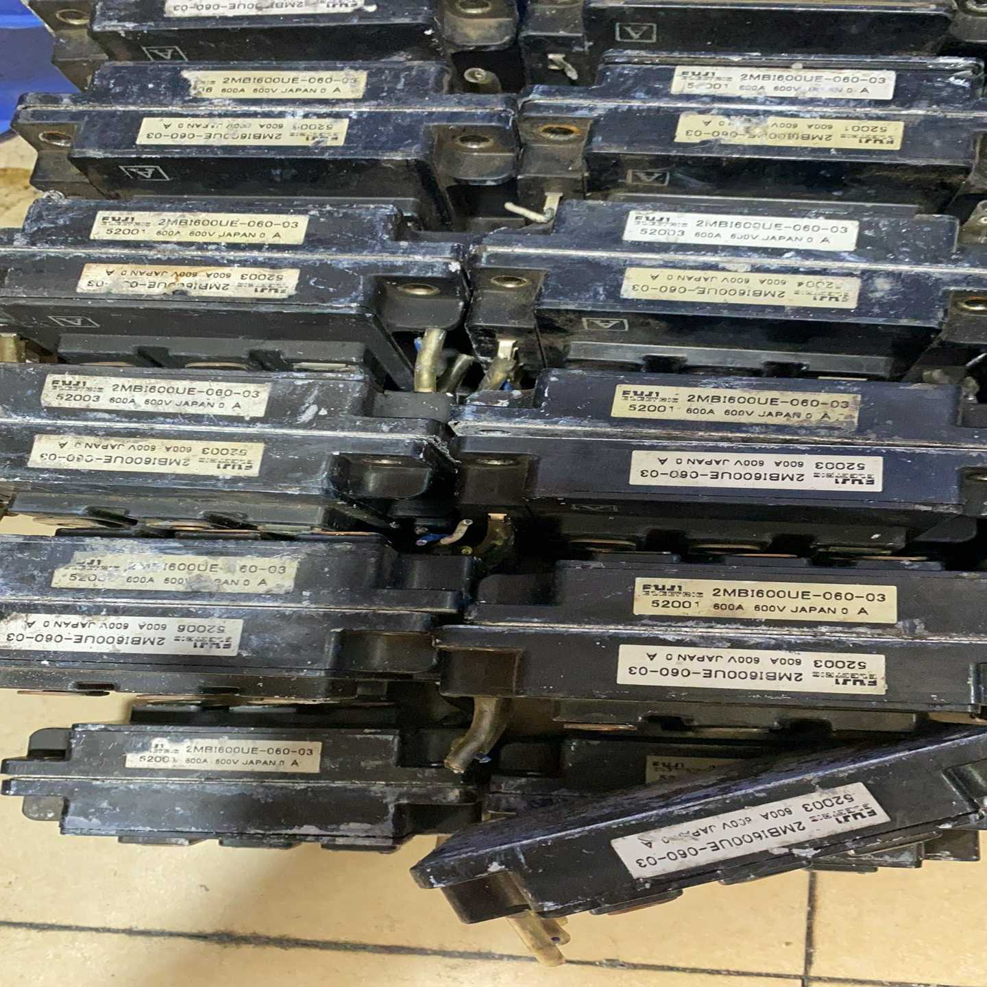 (询价)2MBI600UE-060模块