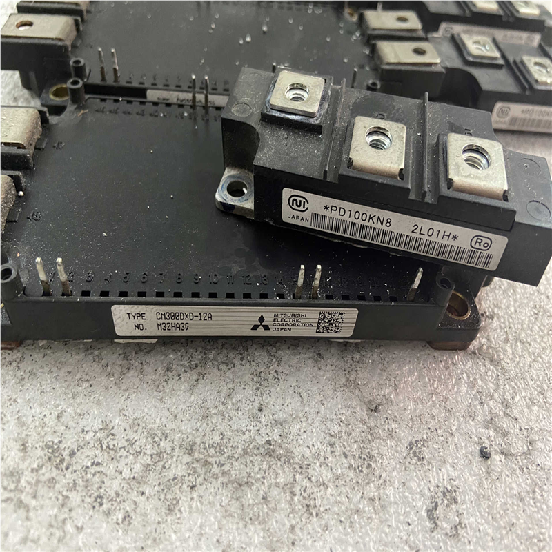 议~CM300DXD-12A，PD100KN8，安川模块，安川变
