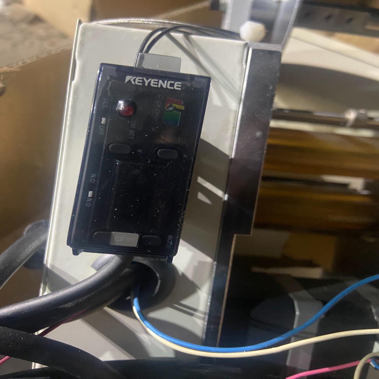 KEYENCE 基恩士 CZ-V1 色标传感器 基恩士颜色传（佳毅工控）