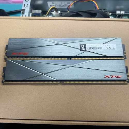 xpg 龙耀DT50   8g 3200 镁光颗粒【鑫鑫商铺】