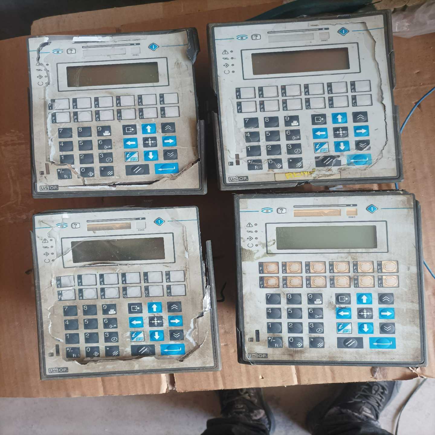 (询价)uniop人机界面， CP10G-04-0045