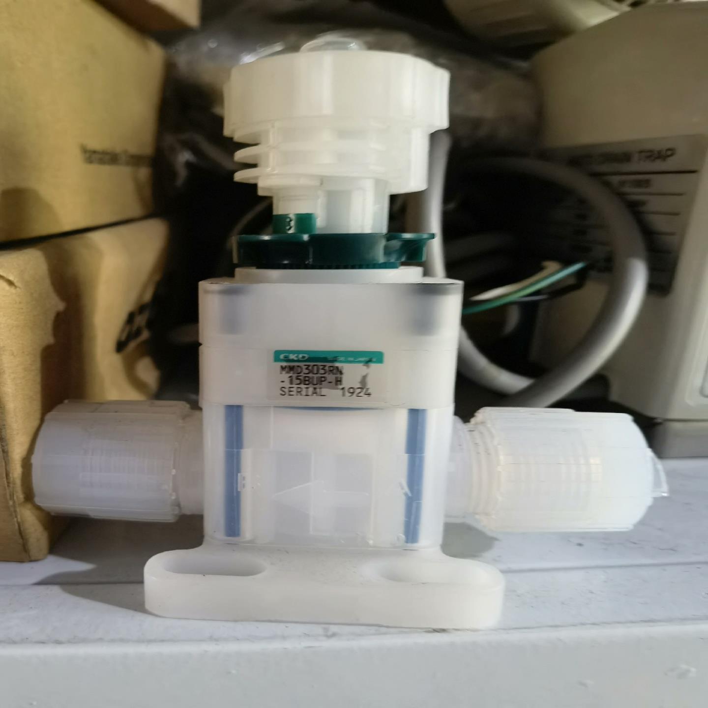 MMD303RN-15BUP-H（佳毅工控）