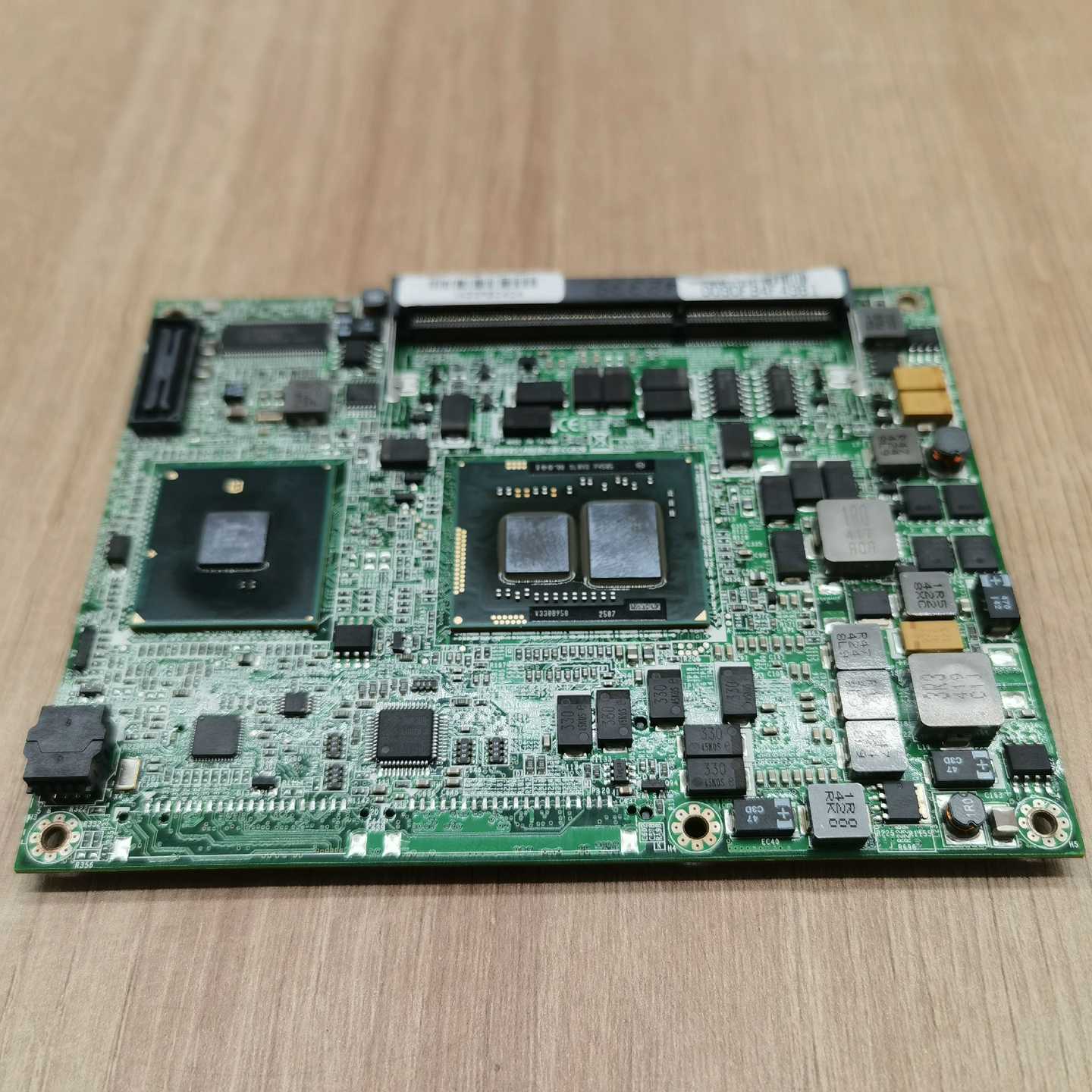 议价瑞传PCOM-B216VG-ECC-P4506-PAN（gg设备）
