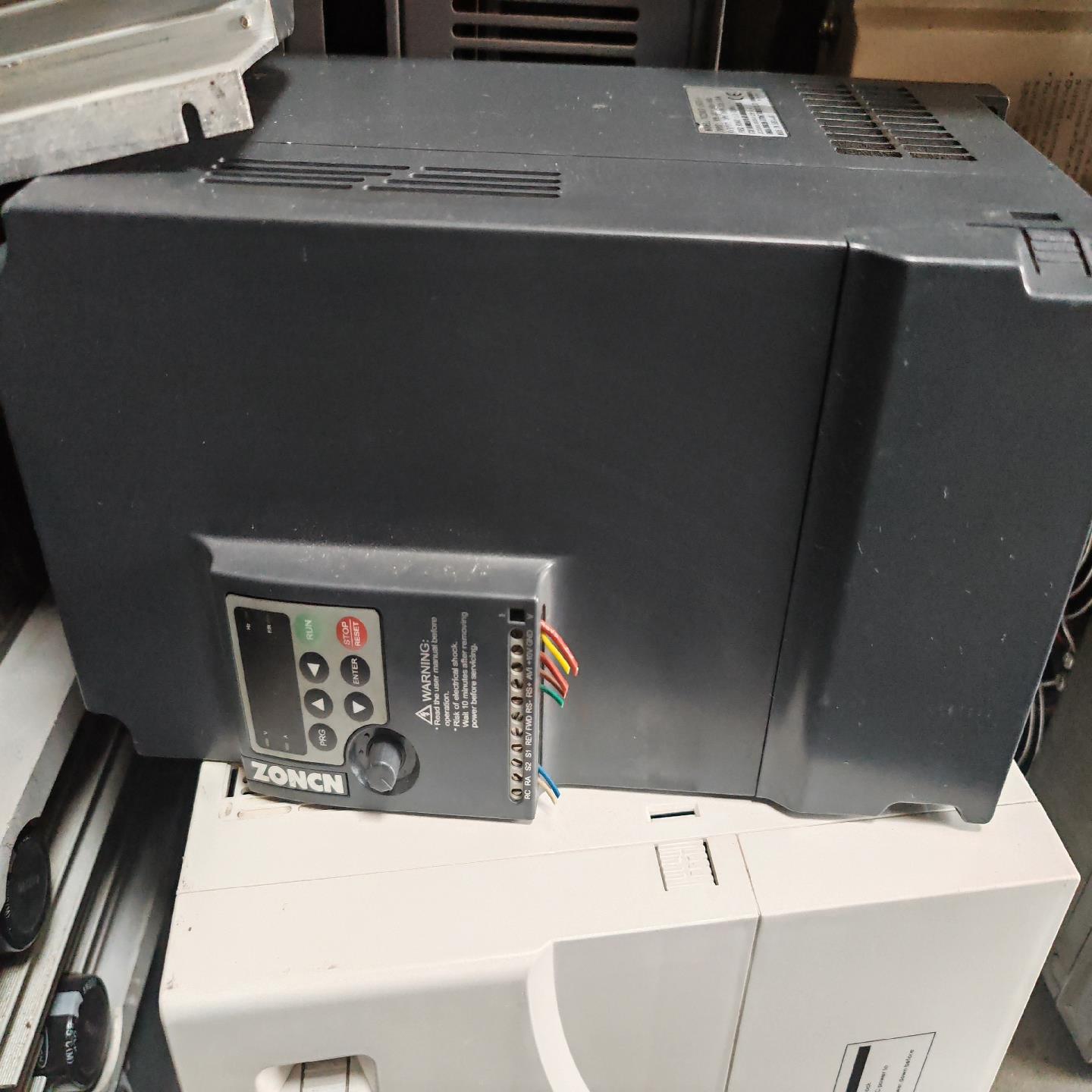 众辰变频器NZ200T-15GY-4功率15kw3PH38--议价商品