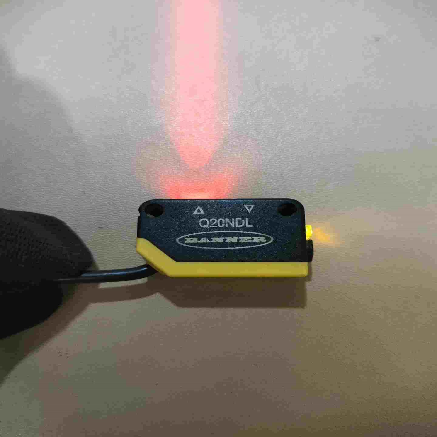 询价~邦纳Q20NDL光电开关漫反射传感器，已测试，功能正常，