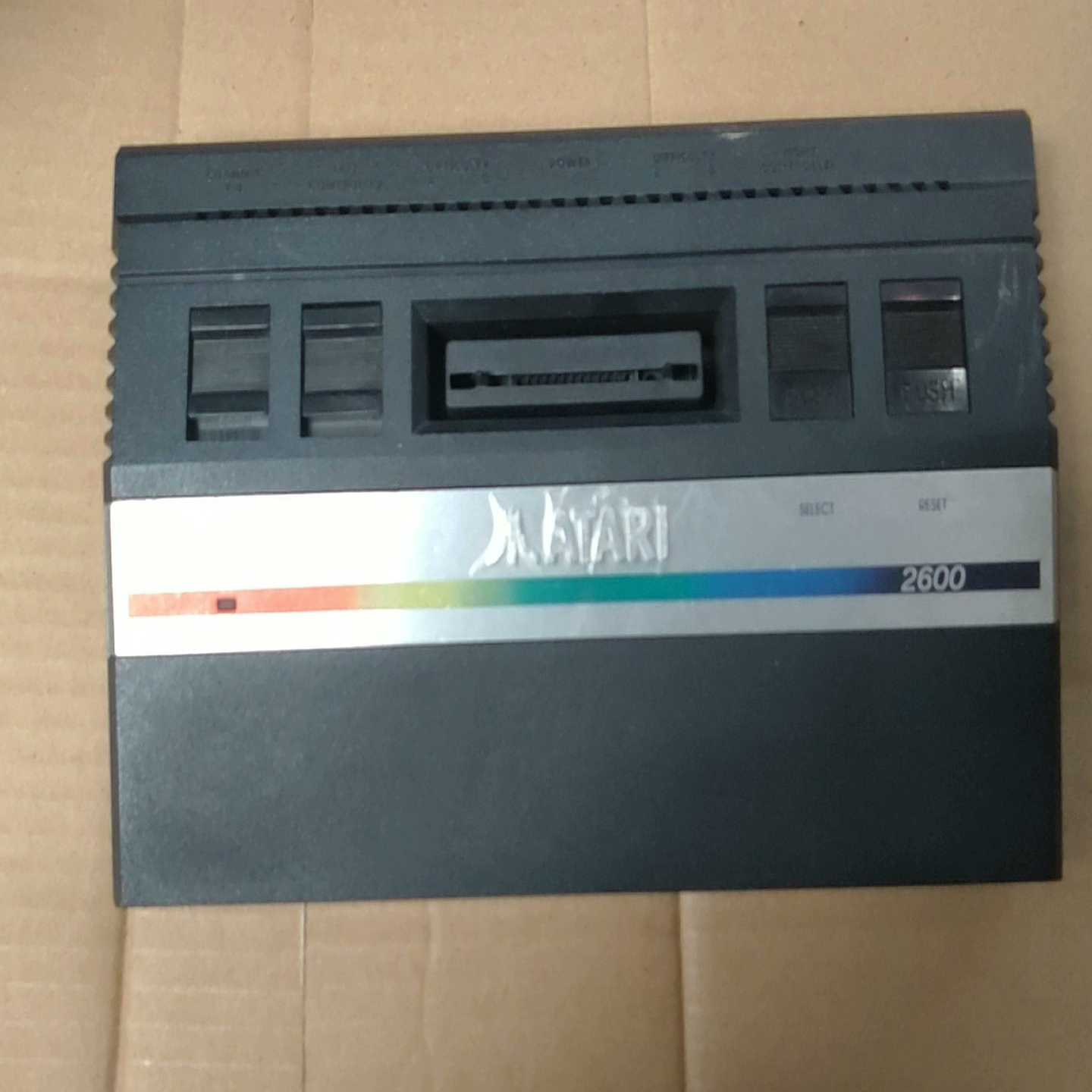 议价二手,ATARI  2600单机器,收来的,没有测试,没有配