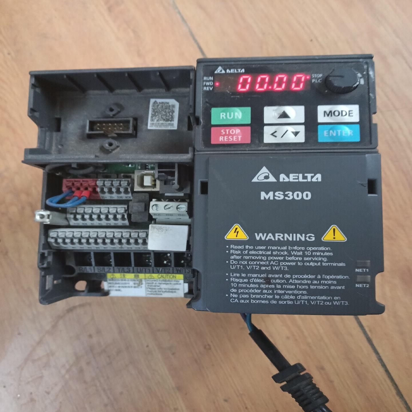 台达变频器MS300 0.4KW VFD2A8MS21ANS~询价