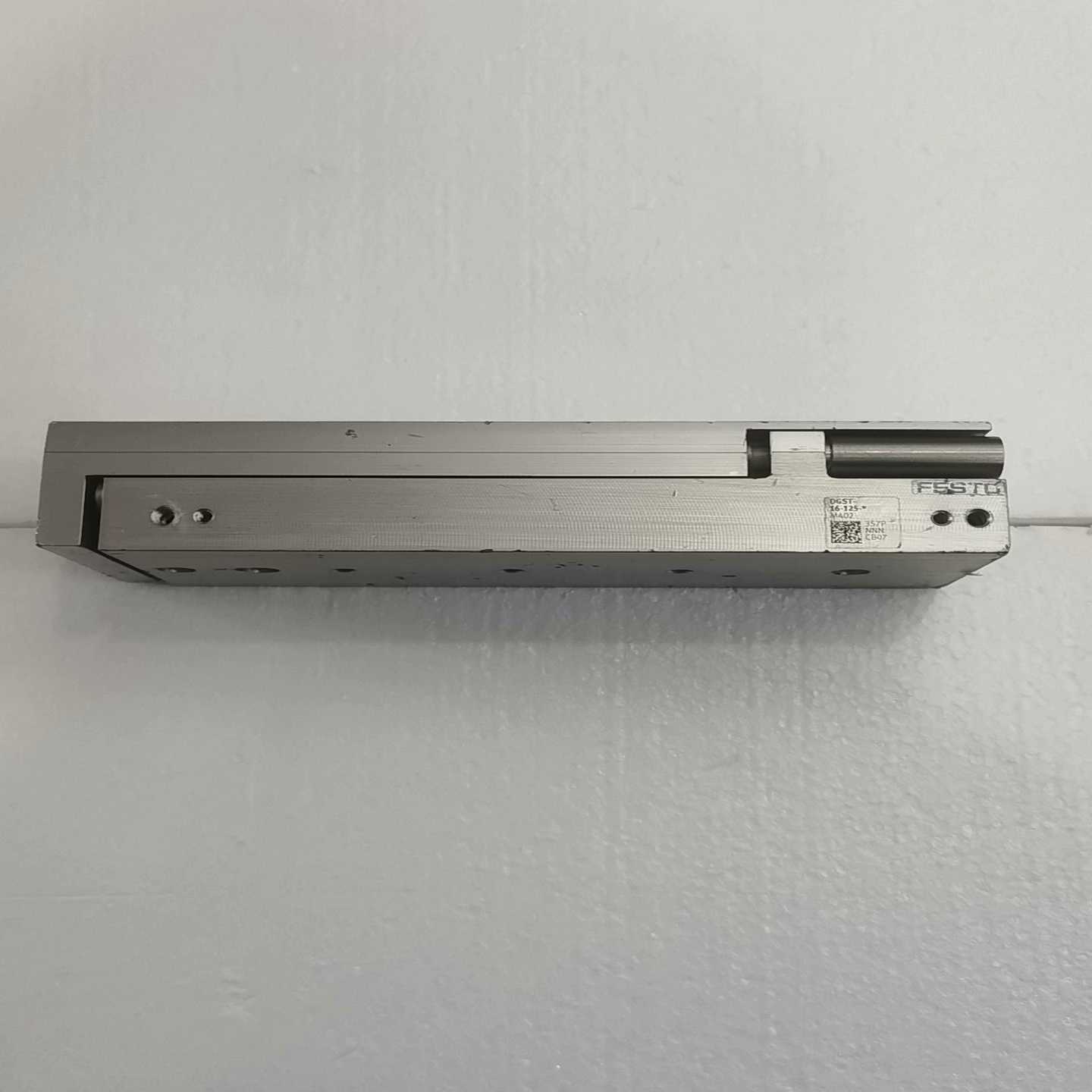 FESTO滑台气缸 DGST-16-125 （电子设备）