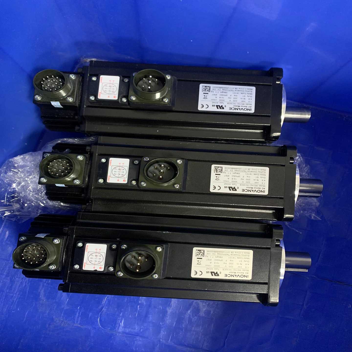 汇川MS1H2-15B30CB-A334Z件9成新（佳毅工控）