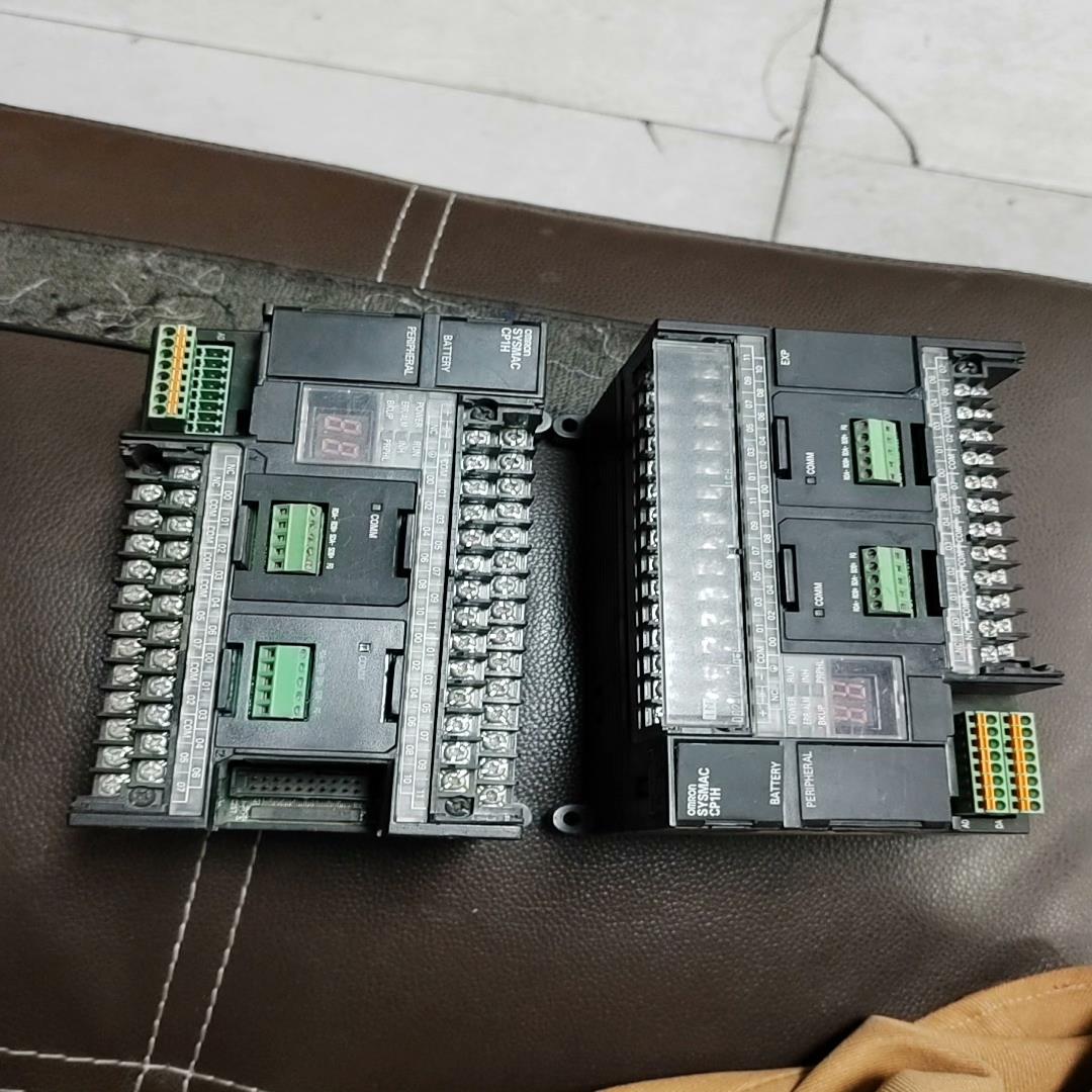 PLC,CP1H-XA40DT-D,实图拍摄,功能正常(佳毅工控)