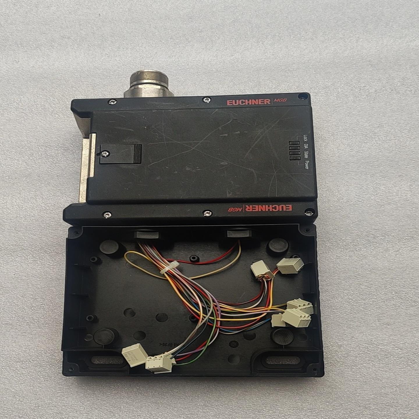 询价拍~安士能传感器，缺盖子，功能好的，便宜处理。