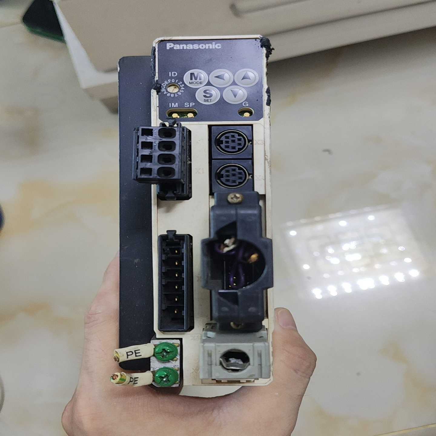 议价松下伺服驱动器MBDDT221052