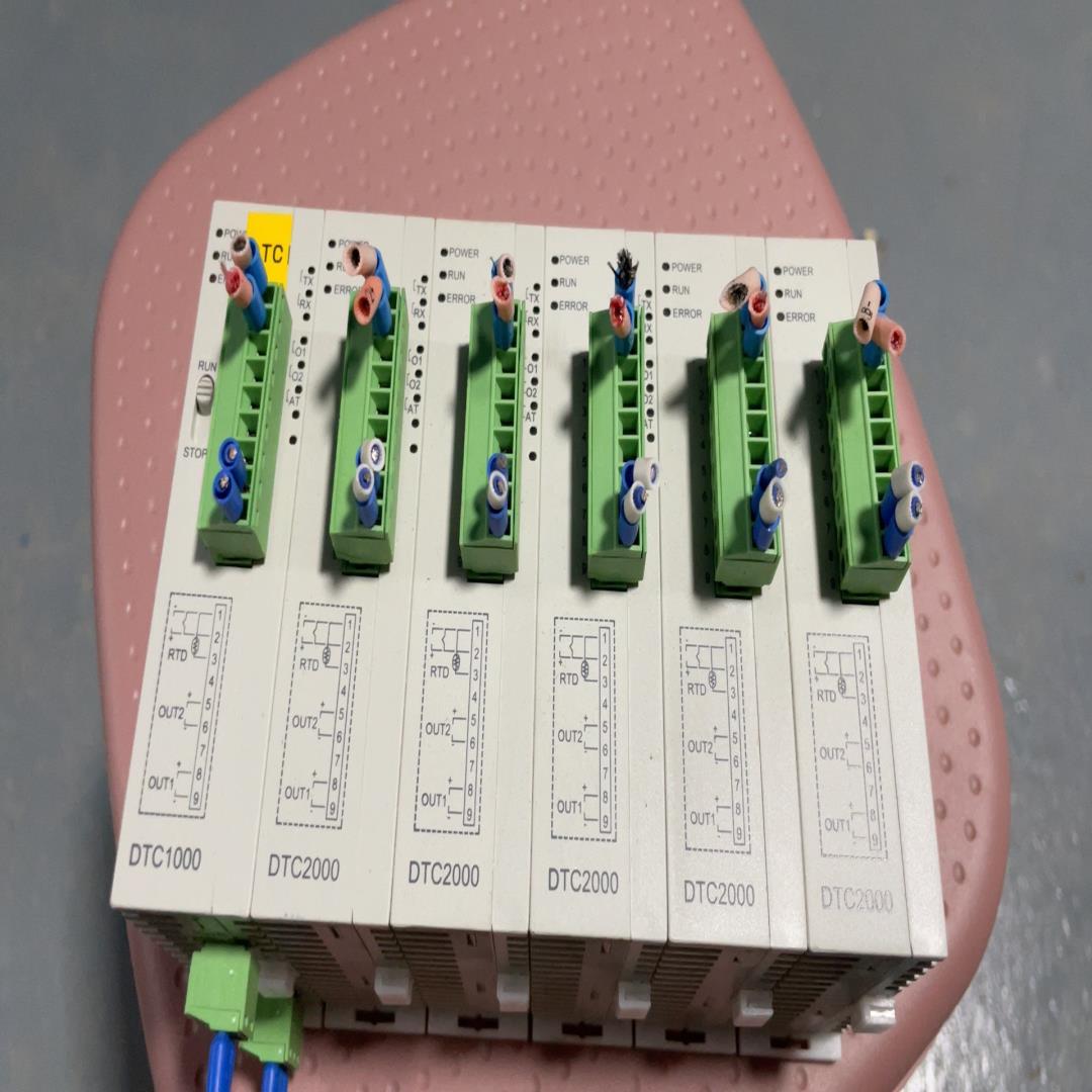 DTC1000vDTC2000v台达仪表台达温控器(亚飞商行）