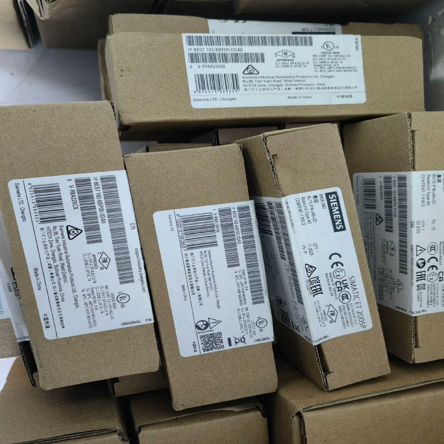 ET200SP基座6ES7 193-6BP00-0DA~询价