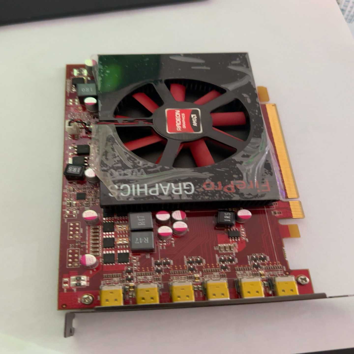 AMDAMD FirePro W600多屏6屏六屏融合拼接图（咳咳电子）