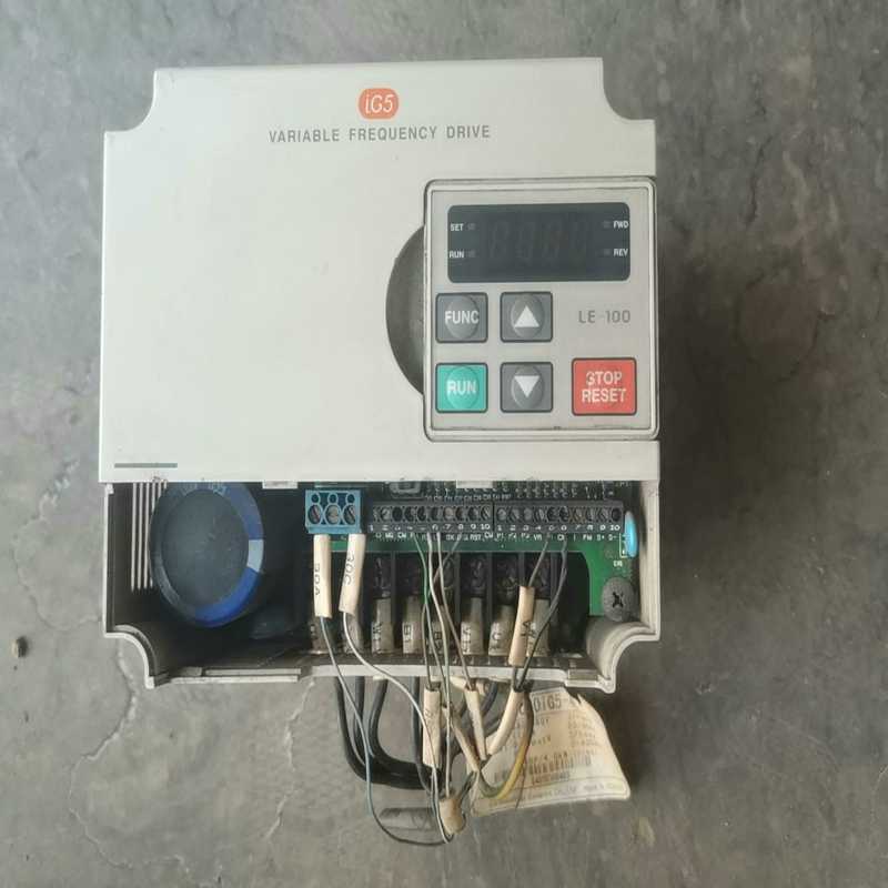 LS变频器SV040iG5-4 4KW 380V 实物图拍摄~询价