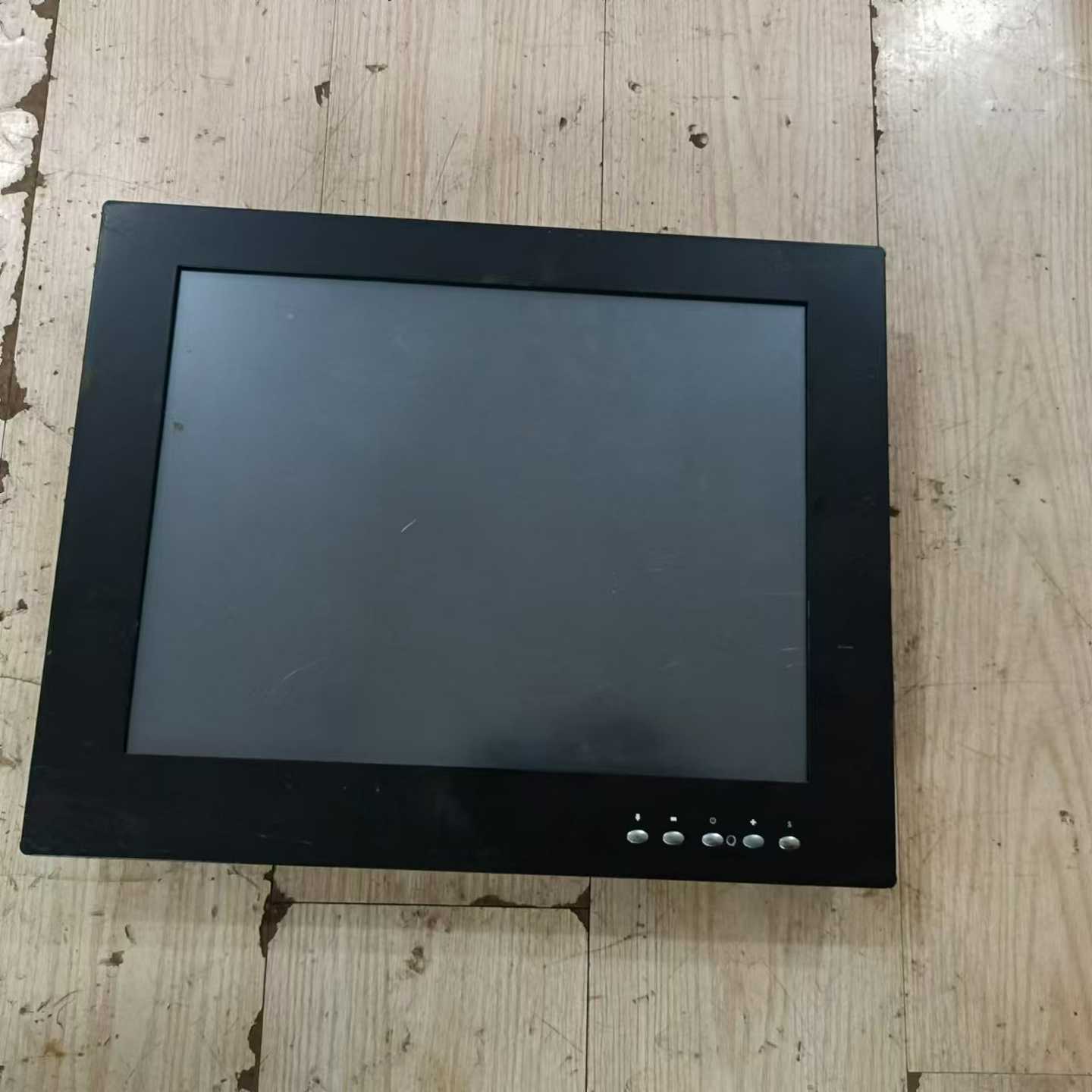 台湾 LT-15GT 触摸屏显示器 ，成色一般，功能，只[浩蓉商户]