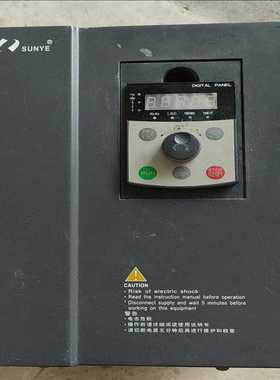 设备拆机深圳日业变频器CM530-B4T018PB-MF（耶耶电子）