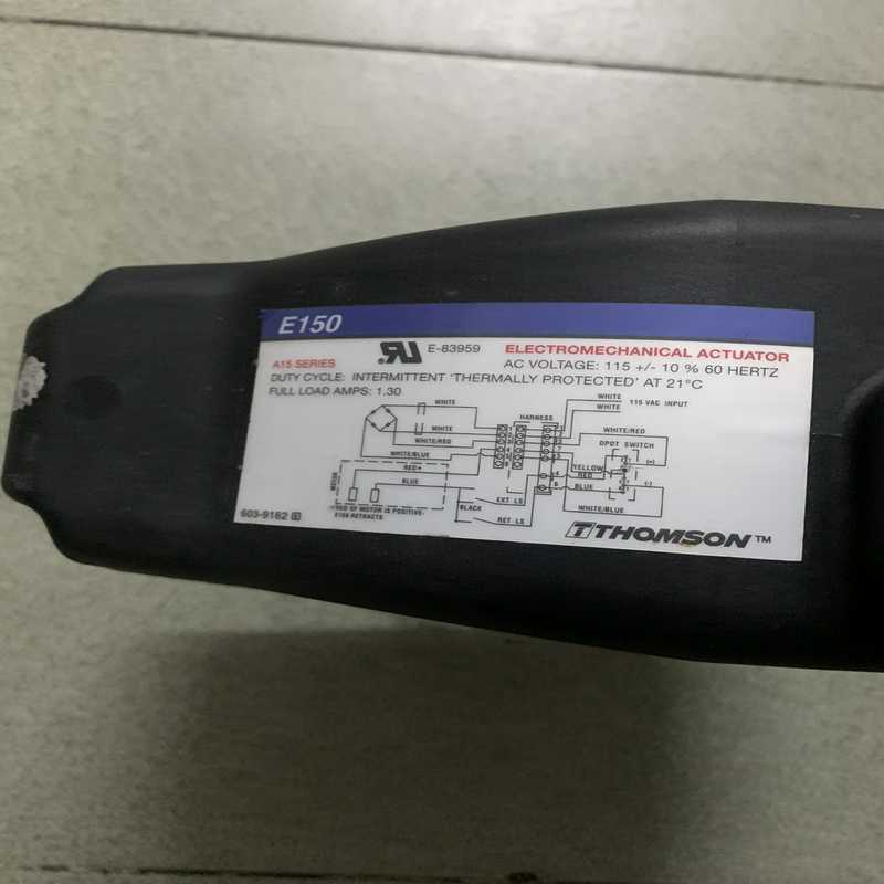 AF15-10W52-18LNHNK thomson e15（基数电子）