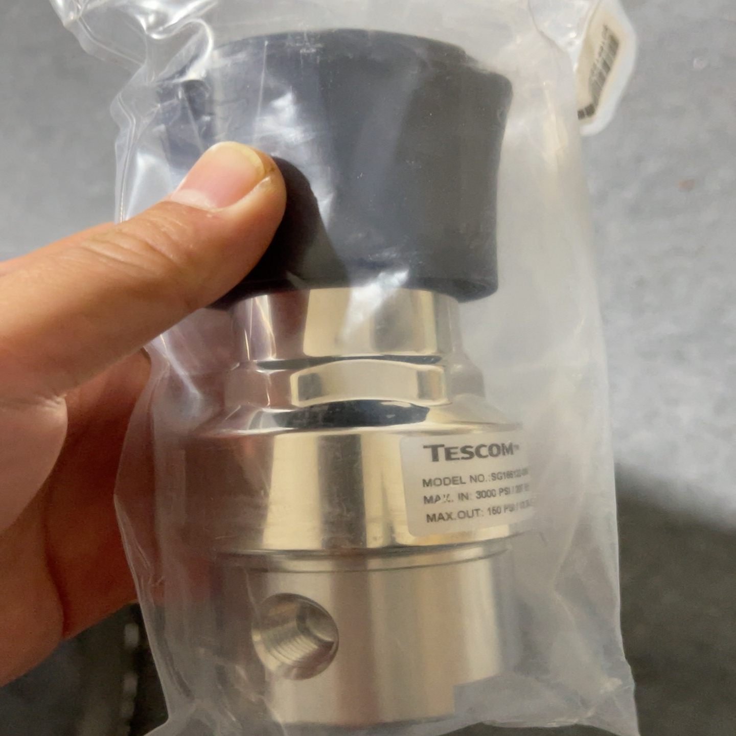 TESCOM爱默生1/4调压阀3000psi150ps--议价商品