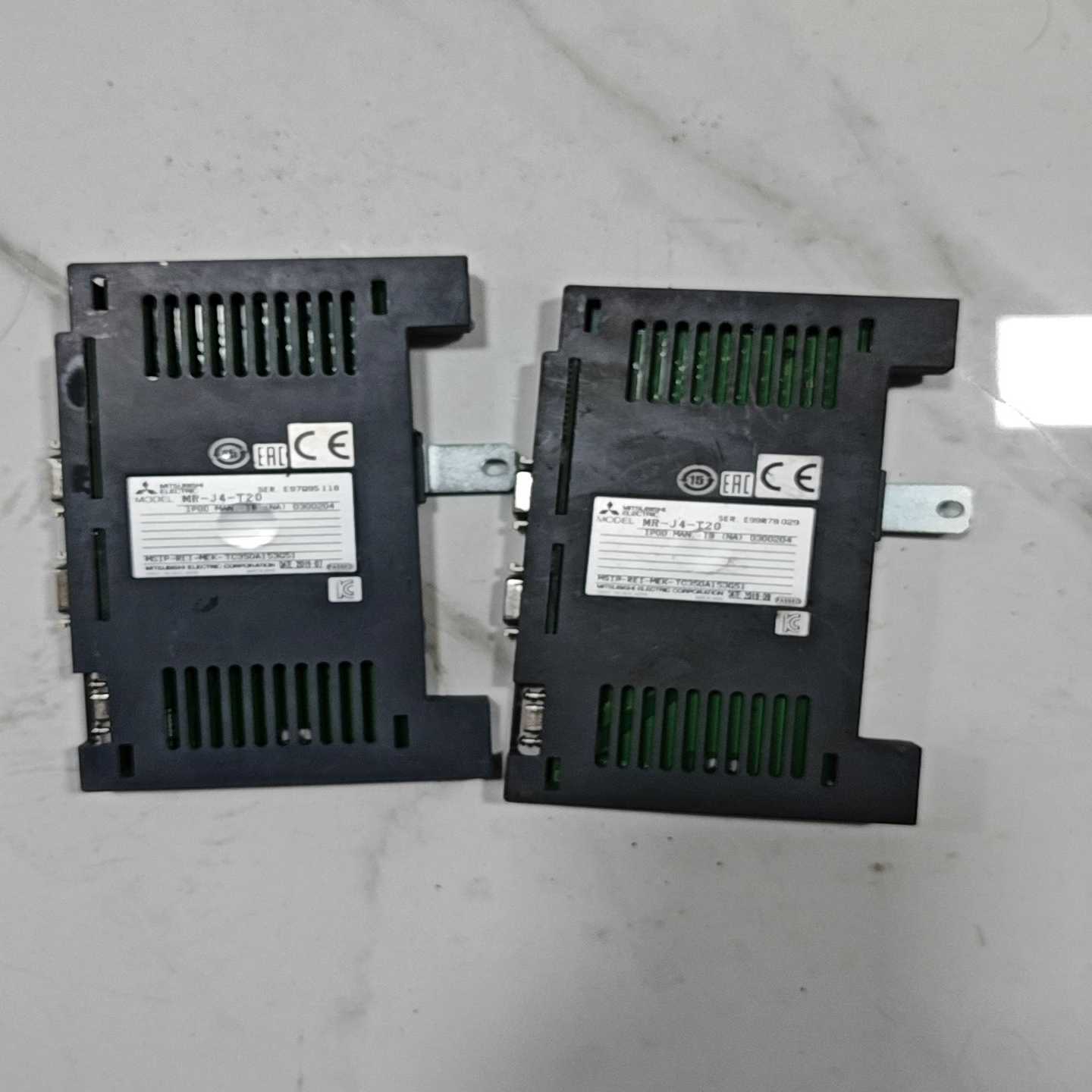 议价MR-J4T-T20三菱驱动器模块，拆机件，包好，成色好，单