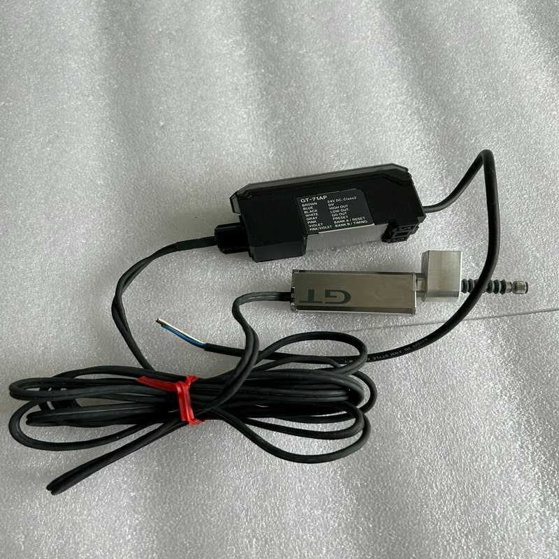 议价成色漂亮基恩士GT-71AP，配套