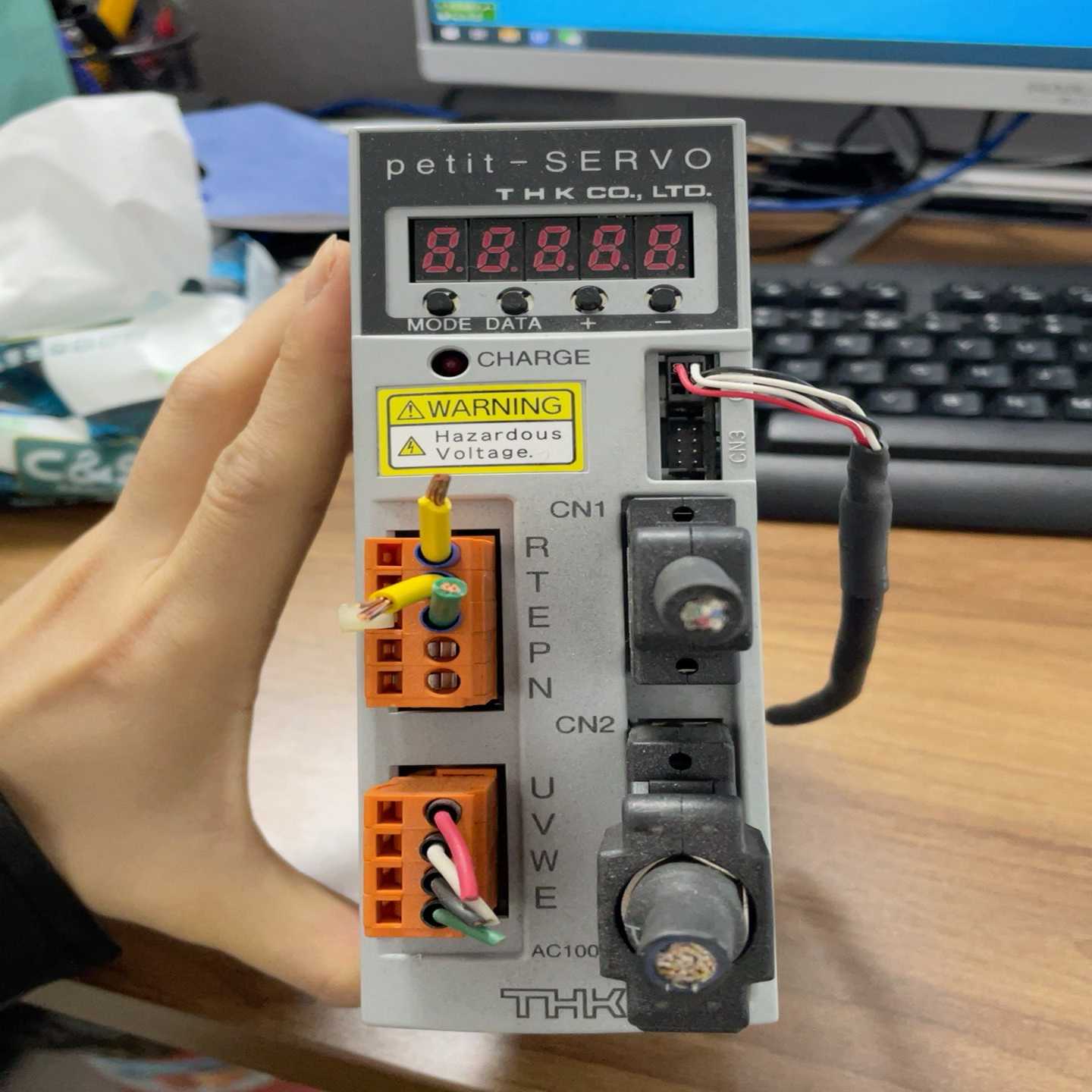 议~THK驱动器：：QT一001TH1一1