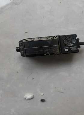 议~欧姆龙激光放大器，ZX2-LDA11实物拍摄如图，剪线的，功