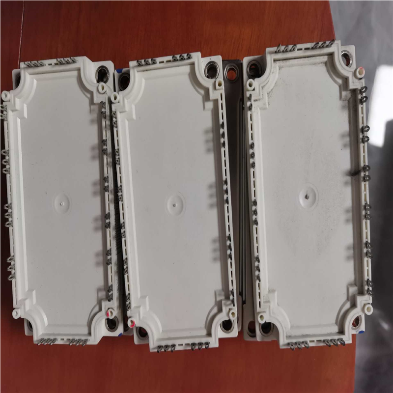 议~FS100R07N3E4_B11IGBT模块