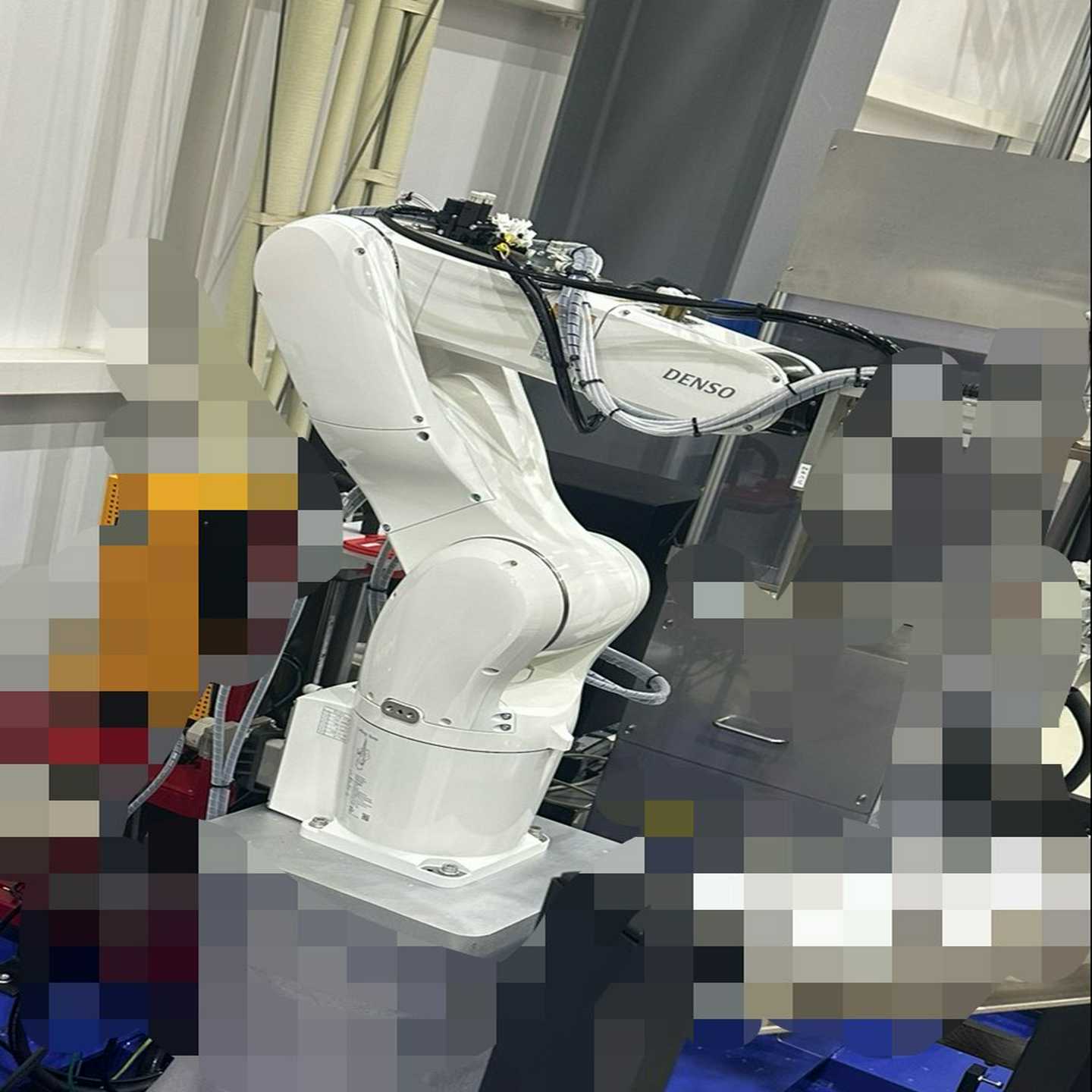 Denso电装机器人VS87，2021年生产，安装未用，成色【侨报商