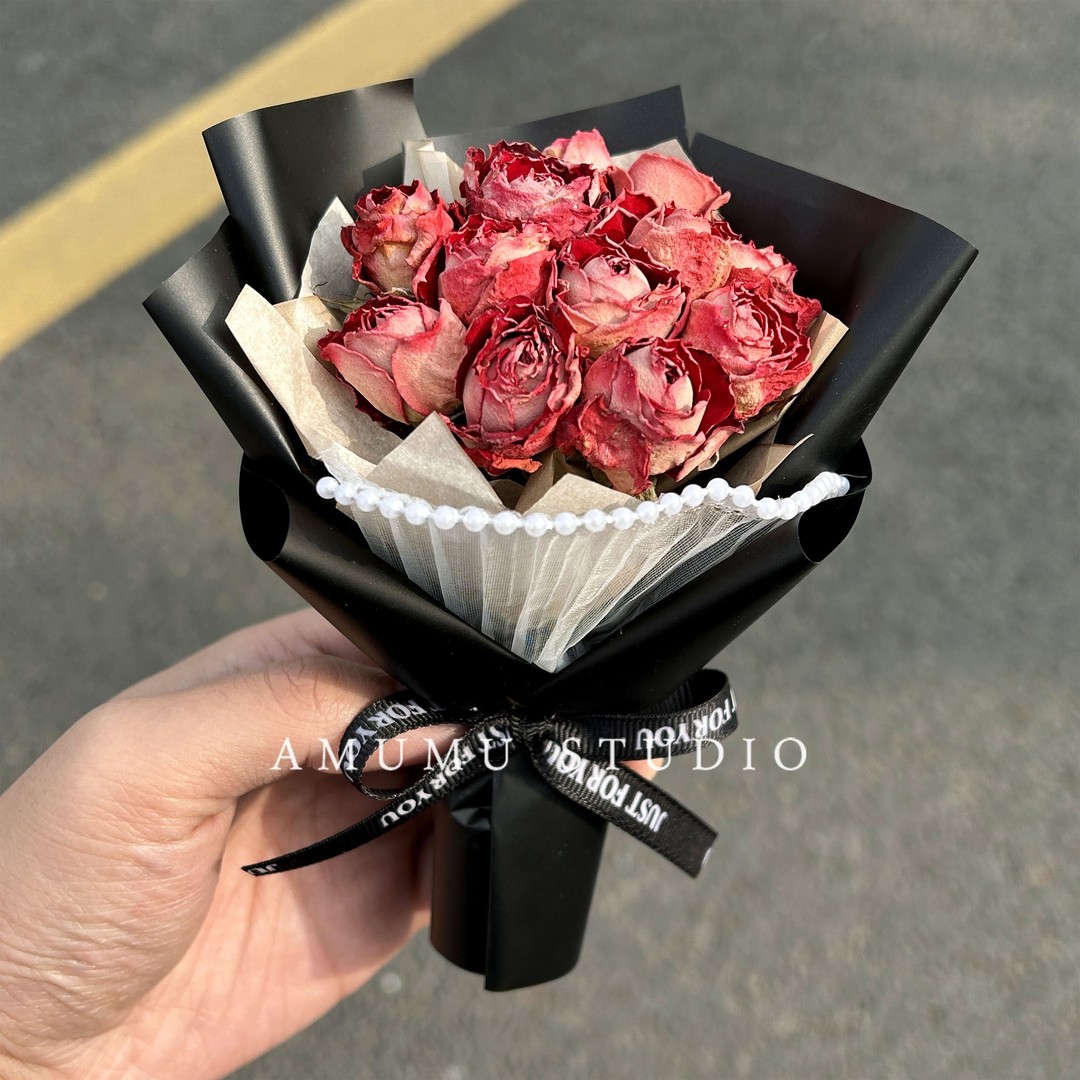 迷你干花束伴手礼女神玫瑰三八妇女节礼物精致送员工见面口袋花束