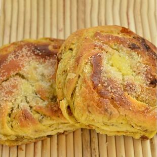 甘肃特产临夏苦豆锅盔糖酥饼早餐馍纯碱发酵传统馍馍糖酥甜味玫香