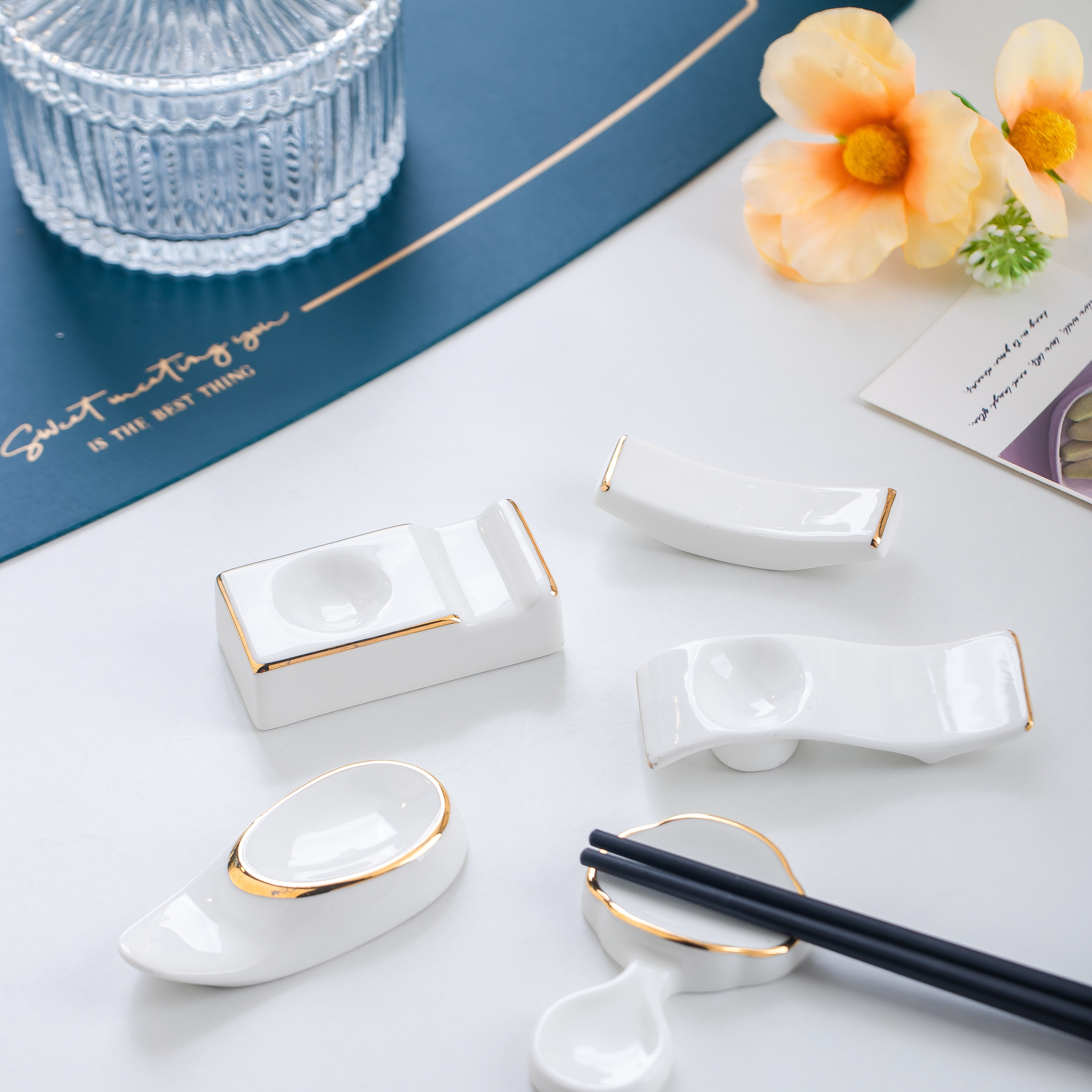 景德镇纯手工金边骨瓷筷子架勺子枕创意酒店个人设计摆台搭配件,餐饮具,筷子架,淘宝优惠券,粉丝福利购,淘宝优惠卷