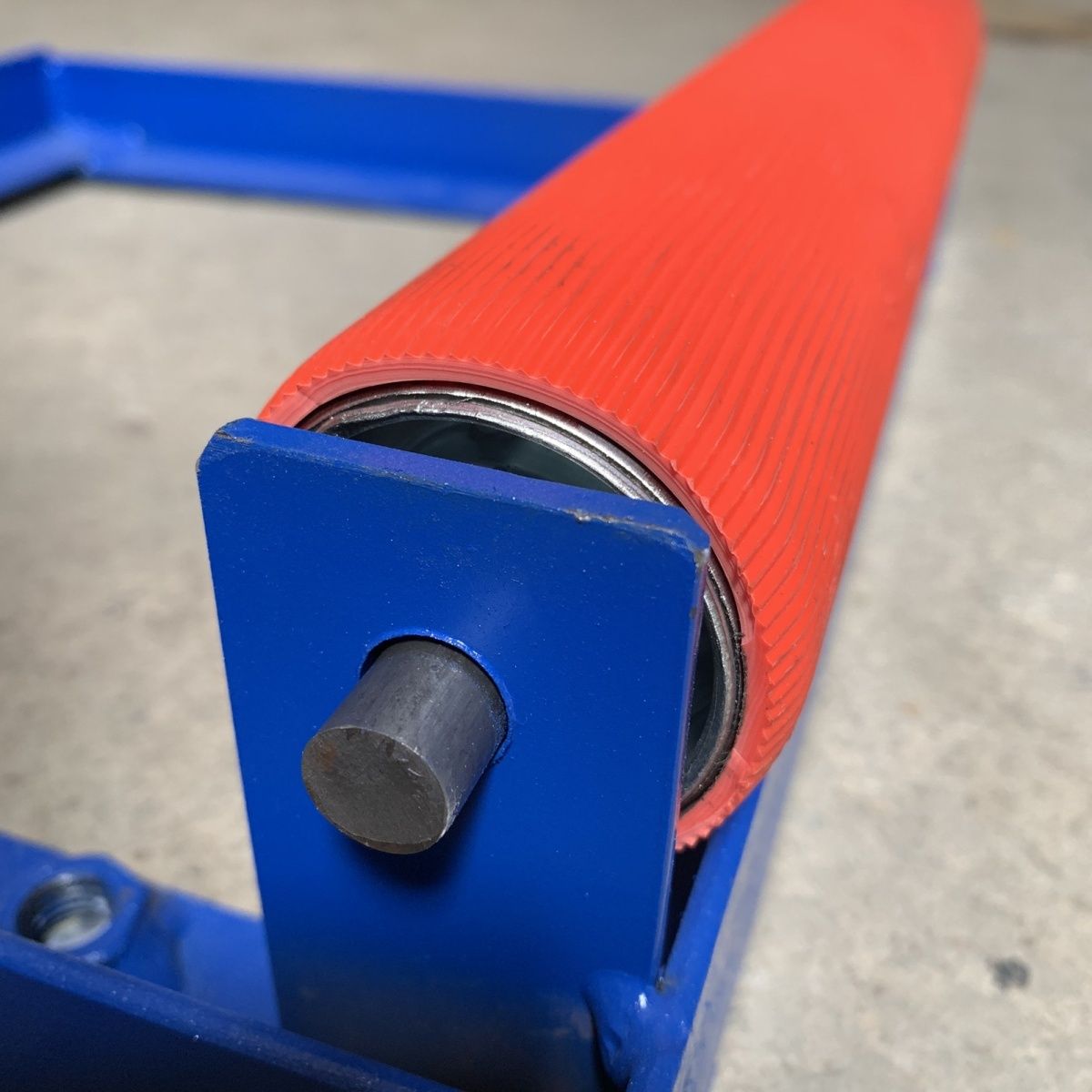 包邮厂家直销全套包胶滚轮金属棒料铝材装卸搬运省力滚筒滑轮架